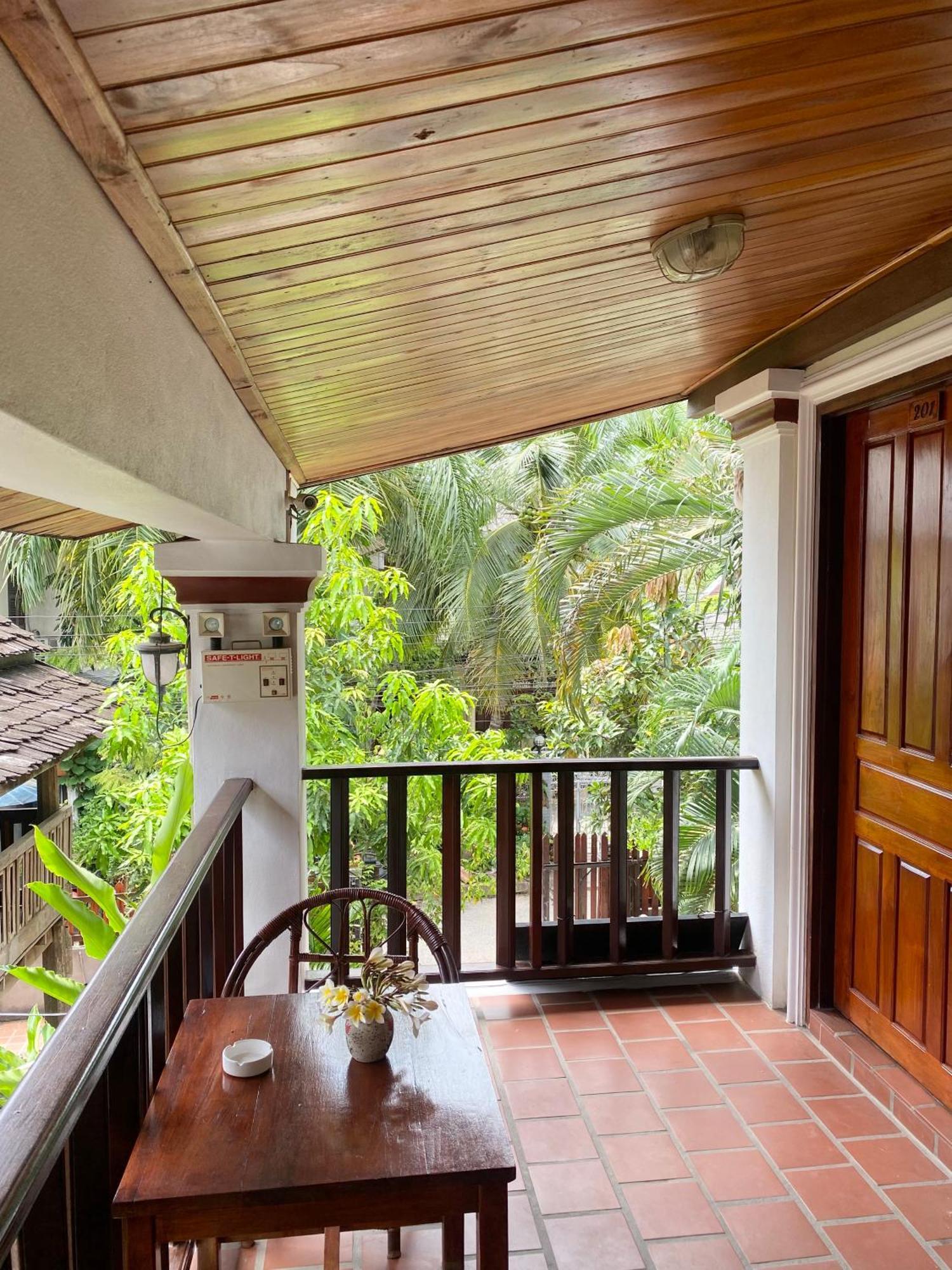 Golden Sun Boutique Hotel Luang Prabang Exterior foto